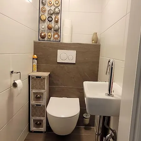 Mit Garten, Sauna Und Infrarotkabine Lägenhet