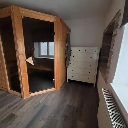 Mit Garten, Sauna Und Infrarotkabine Lägenhet *