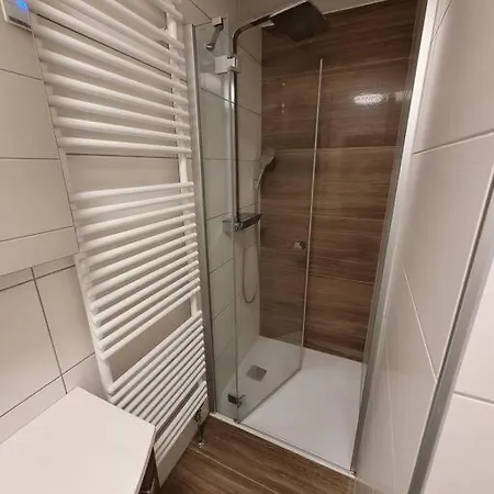 Apartamento Mit Garten, Sauna Und Infrarotkabine *